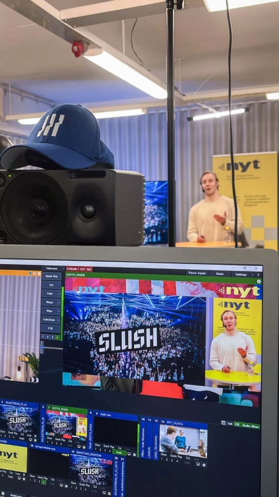 Webinaarituotanto käynnissä.